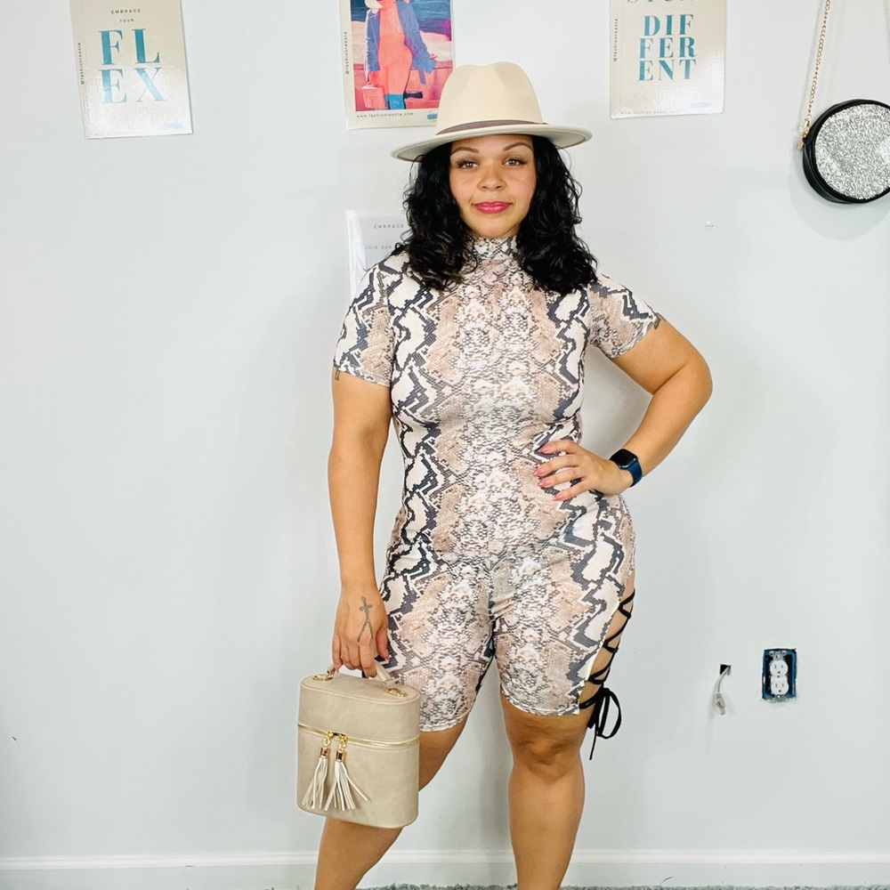 Scale up Short Romper: Large